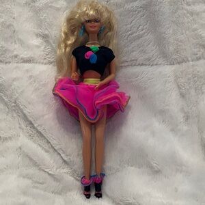 Vintage Dance Club Barbie doll 1989